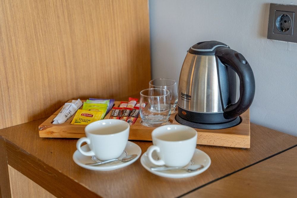 Moyo Luxury Hotel & Beach Deluxe Suite 2