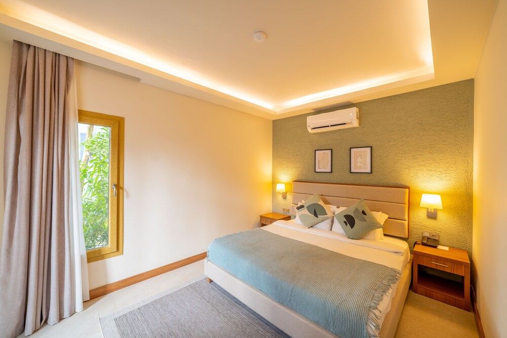 Moyo Luxury Hotel & Beach Luxury Room