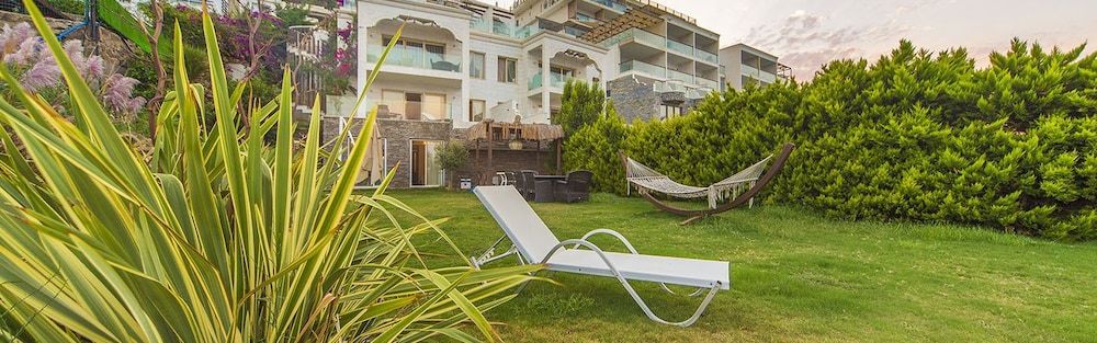 BVS Bosphorus Resort Hotel & Spa Duplex, 3 Bedrooms, Private Pool, Sea View (Artemis) 5