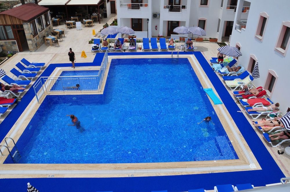 undefined Water Garden Apart Otel 6