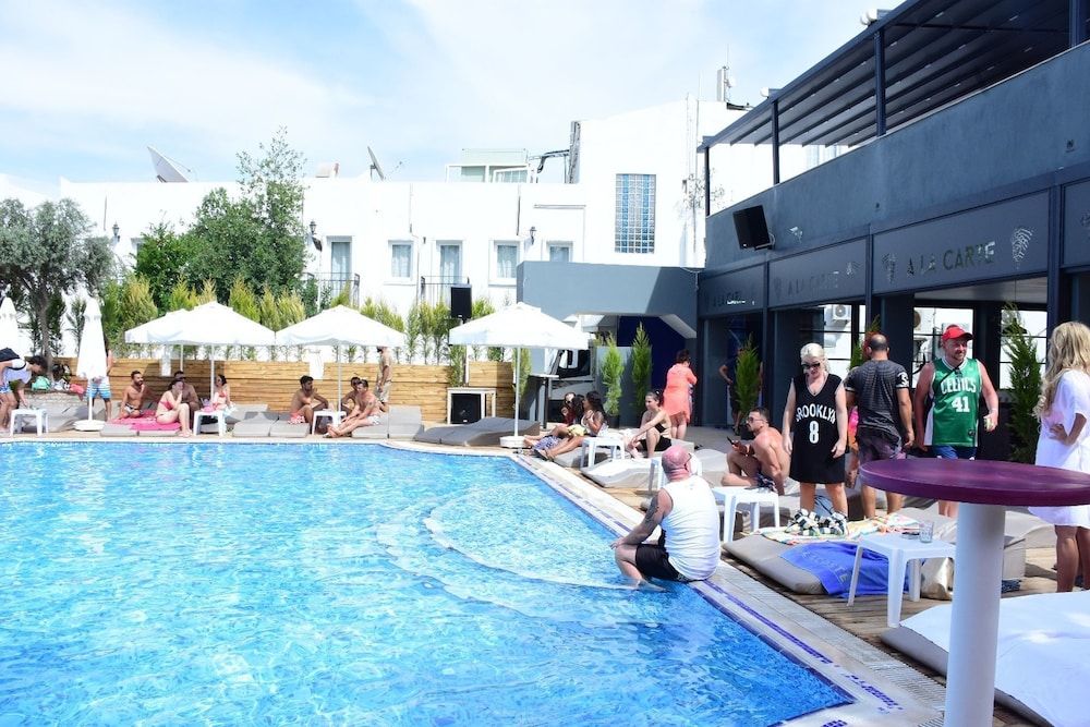 undefined Sun Beach Resort Hotel 3