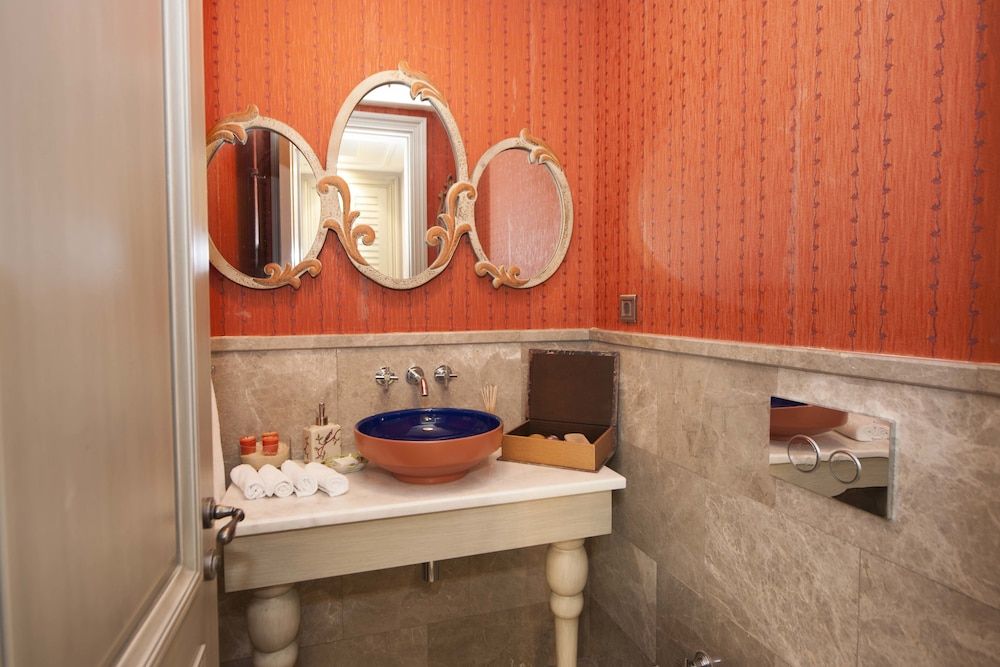 Vhillas Private Luxury Villa Regnum Villa, 5 Bedrooms 8