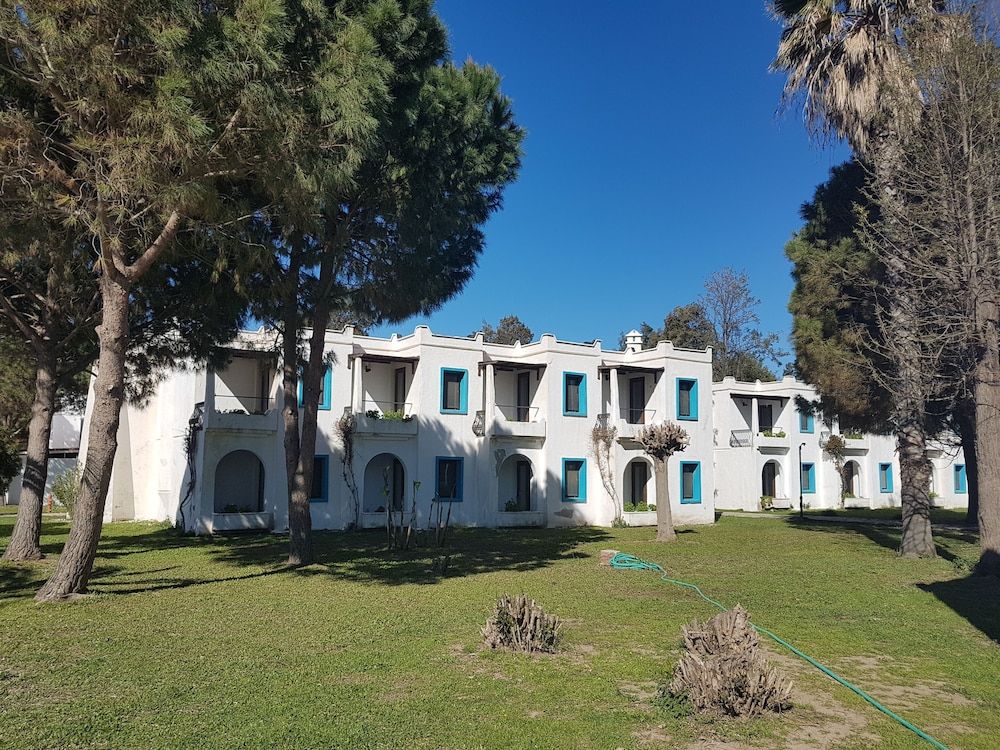 undefined Club Muskebi 6