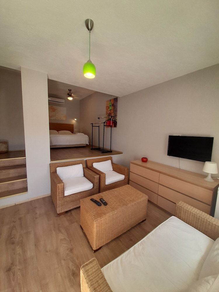 undefined Mio Sweet Home Hotel