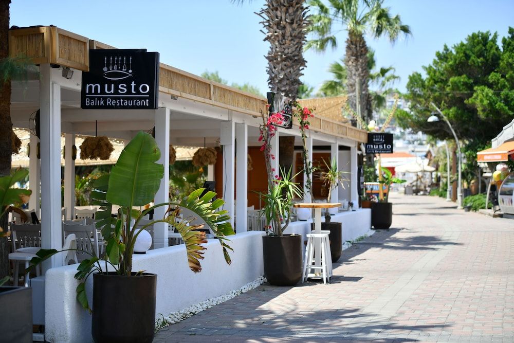 undefined MyElla Boutique Hotel 5