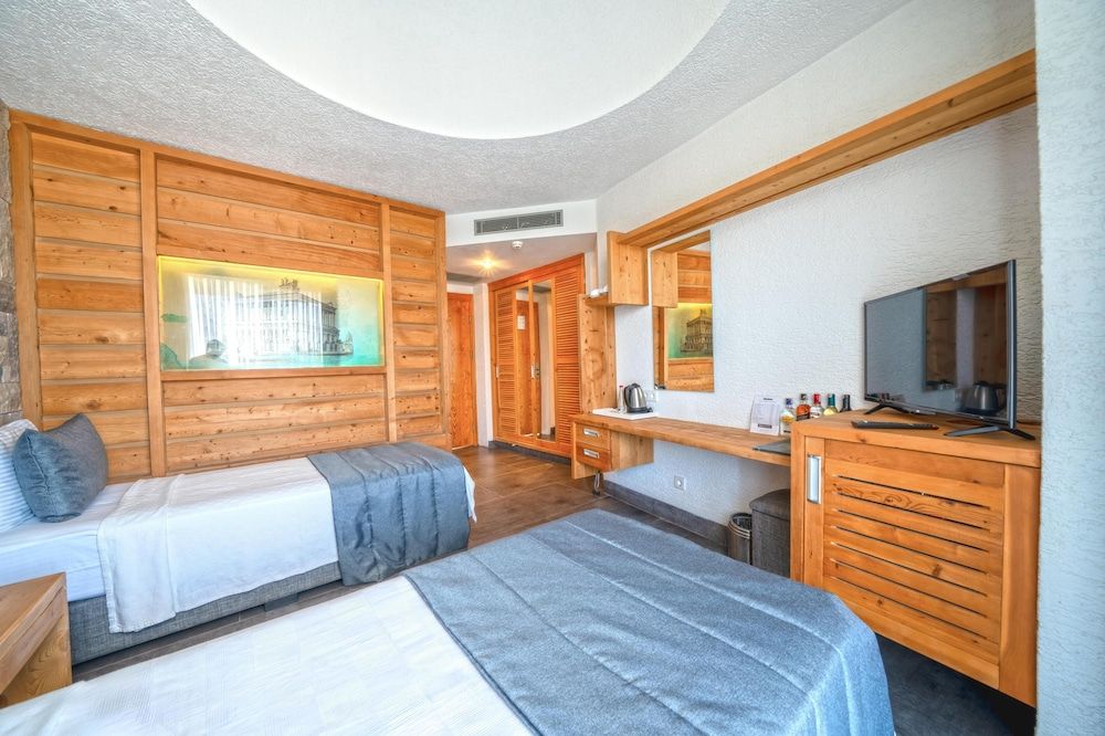 undefined MyElla Boutique Hotel 10