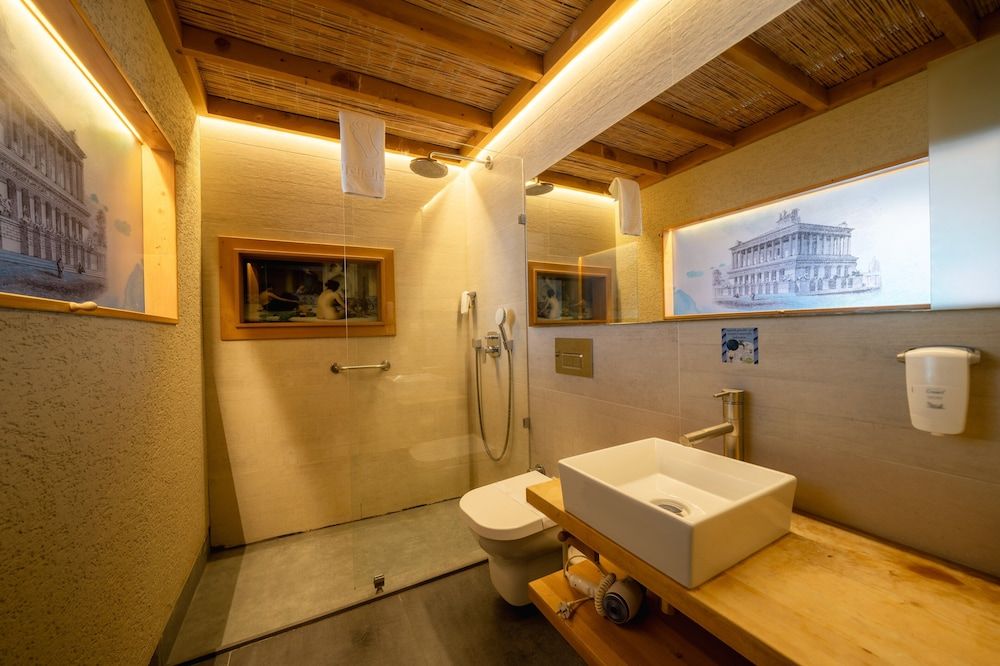 MyElla Boutique Hotel Comfort Double or Twin Room, 1 Bedroom, Balcony, Garden View 6