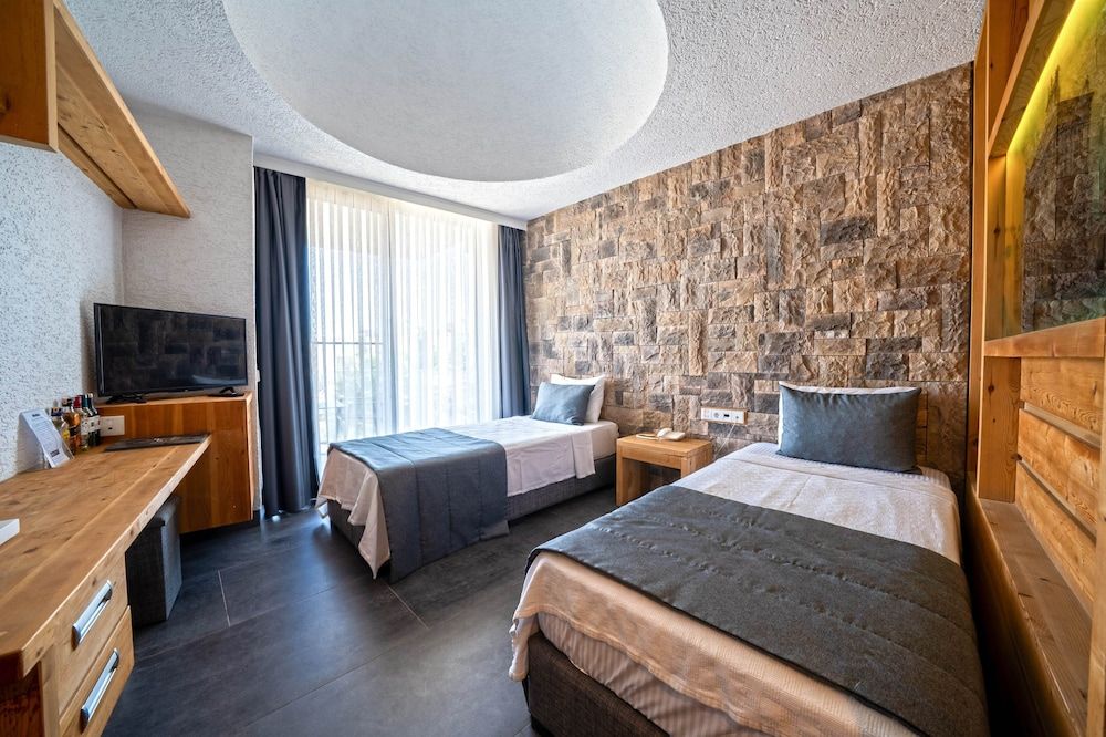 undefined MyElla Boutique Hotel 9