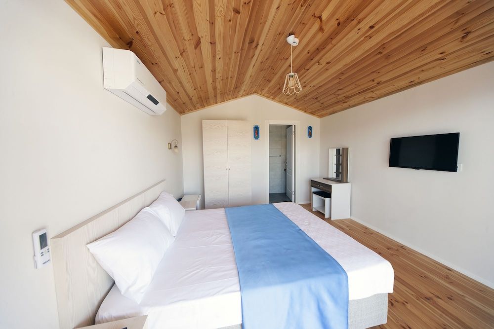 Metin's Gumusluk Deluxe Double Room 3