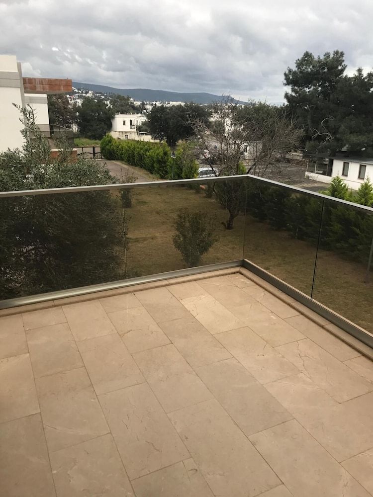 undefined Cakir Villalari 10