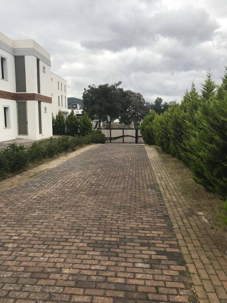 undefined Cakir Villalari 5