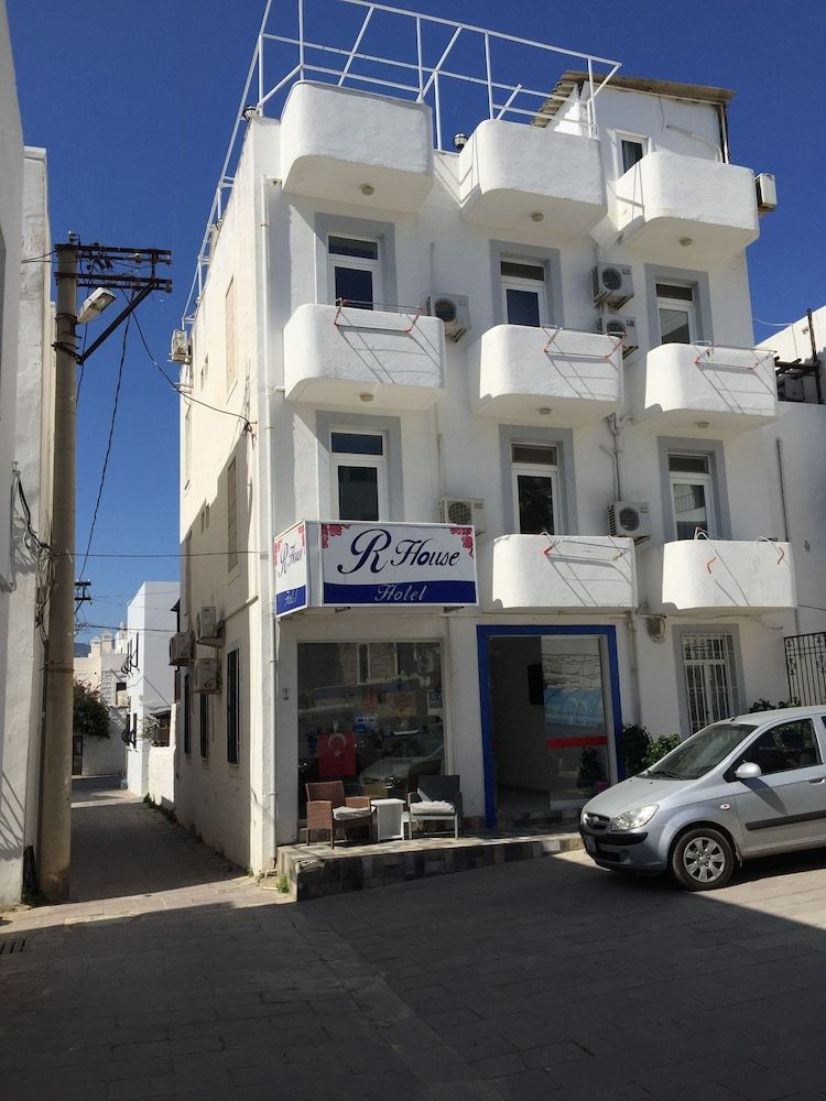 undefined R House Hotel 4