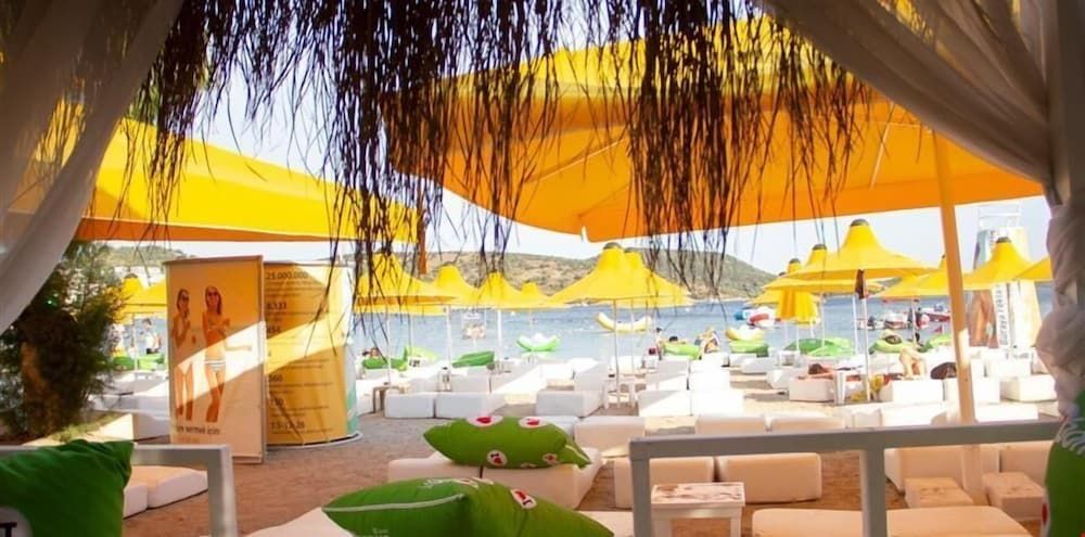 undefined Sebastian Hotel 7