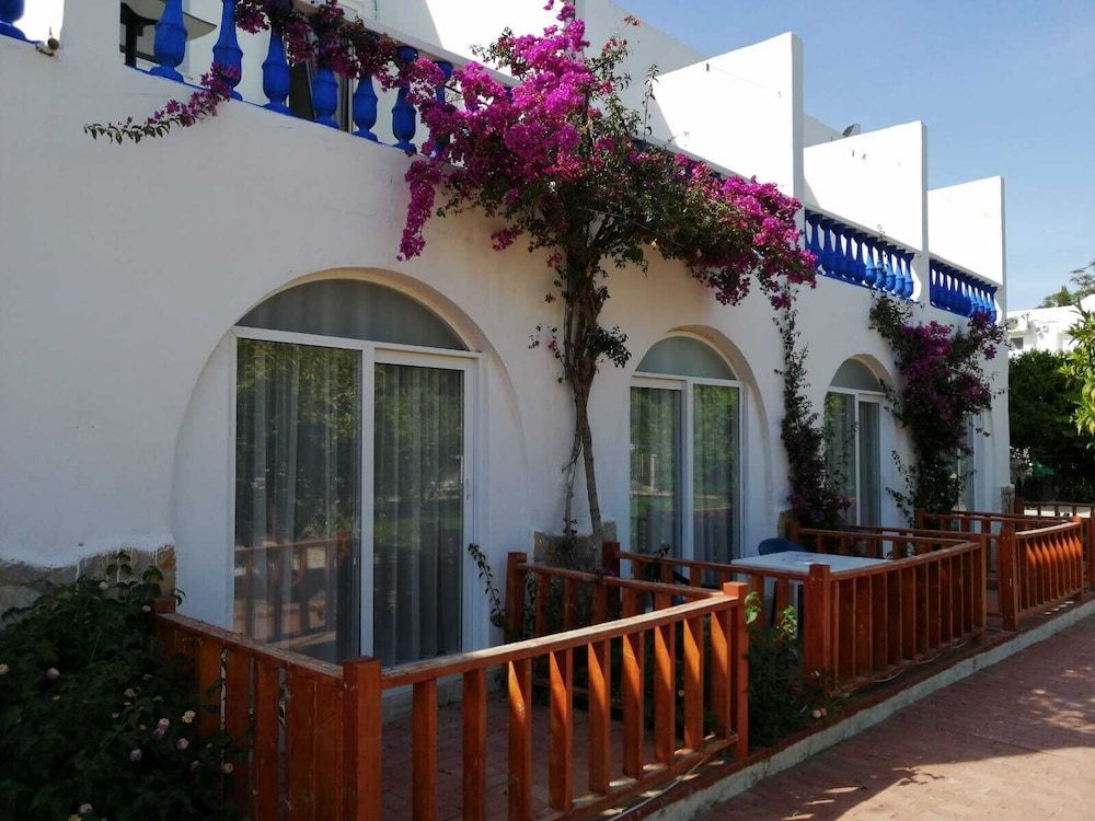 undefined Yahsi Beach Hotel 2