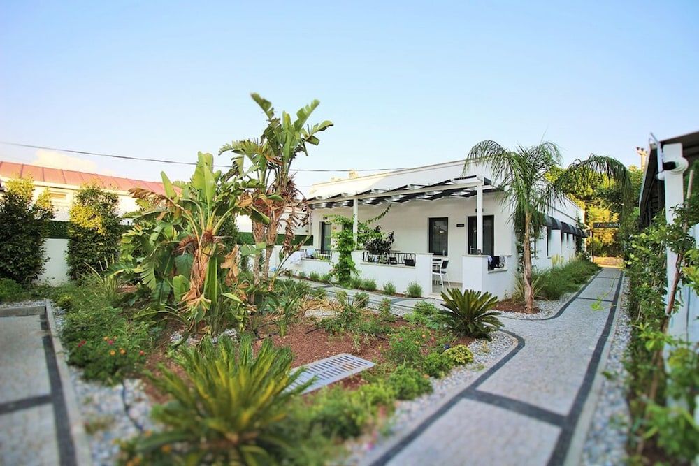 undefined YALIN APART HOTEL 5