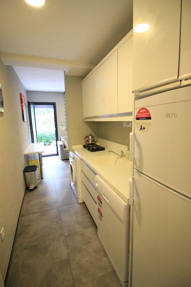 undefined YALIN APART HOTEL 10