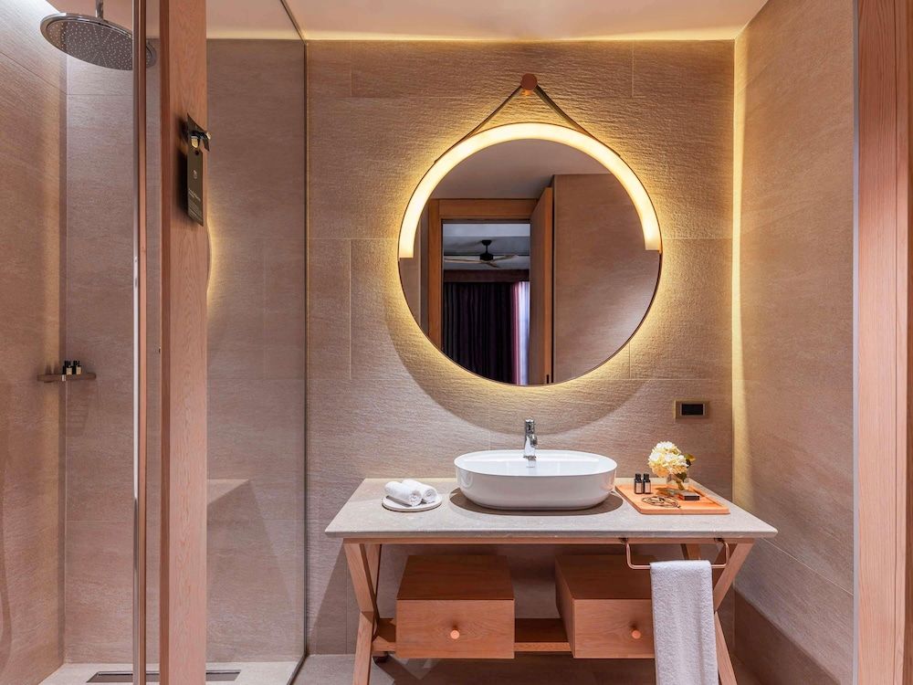 The Bodrum Hotel Yalikavak - MGallery Collection Deluxe Twin Room, 2 Twin Beds, Sea View 8