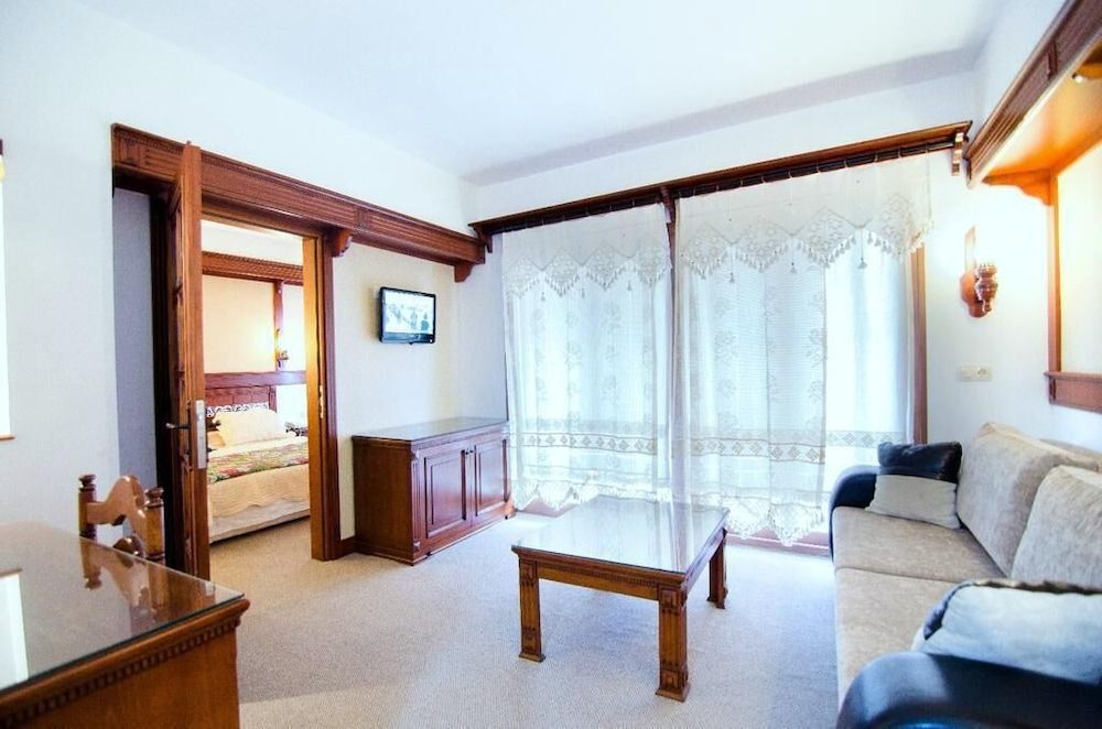 undefined Gozen Hotel 3