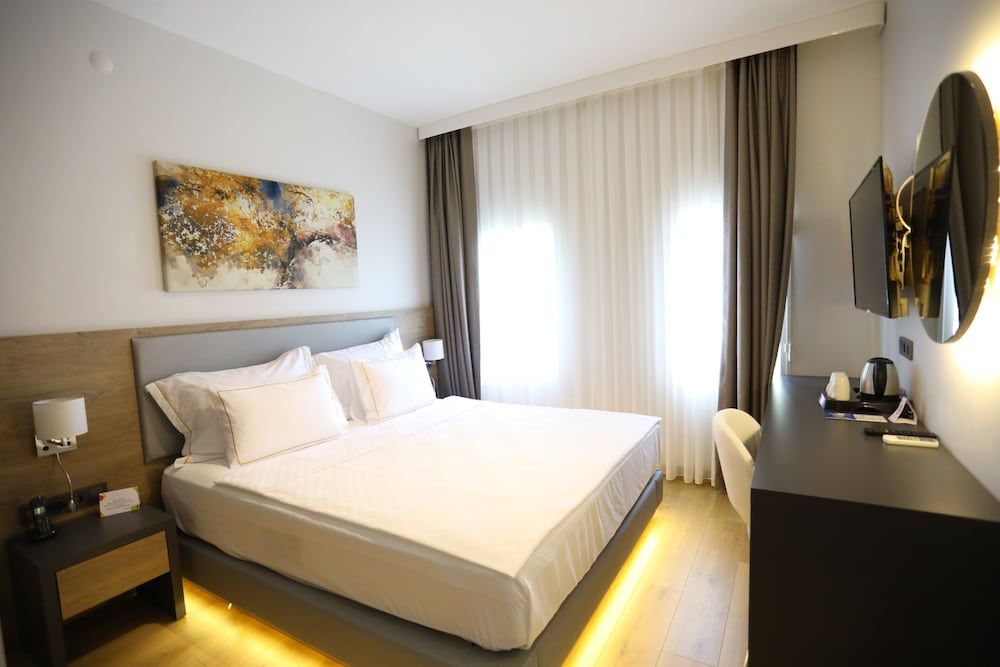 Yalinn Hotel