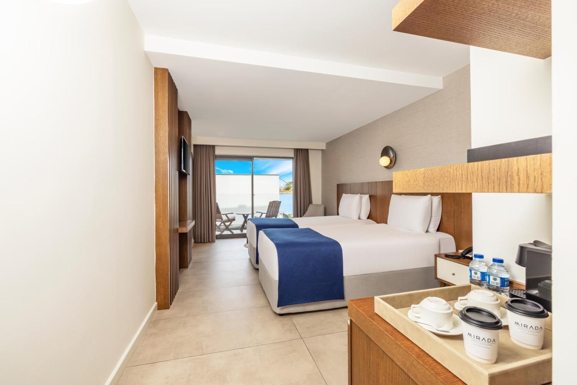 Double or Twin Room with Partial Sea View