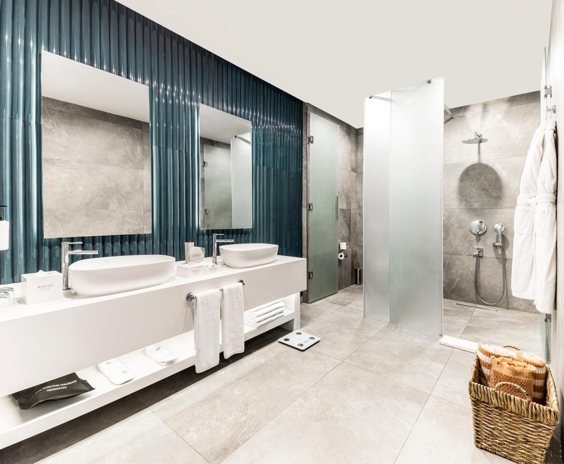 Superior Suite with Sea View