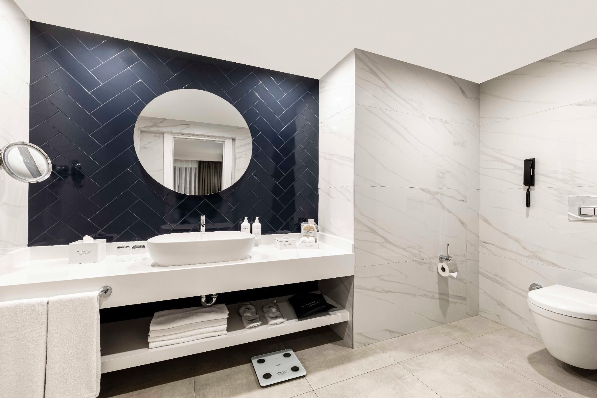 Family Room with Sea View