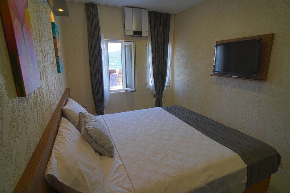 Melisko Beach Hotel Standard Double Room 10