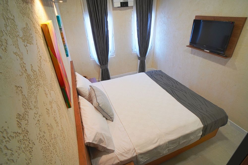 Melisko Beach Hotel Standard Double Room 2