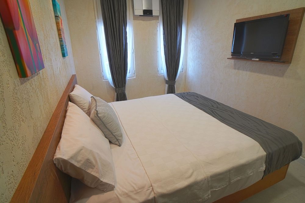 Melisko Beach Hotel Standard Double Room 4