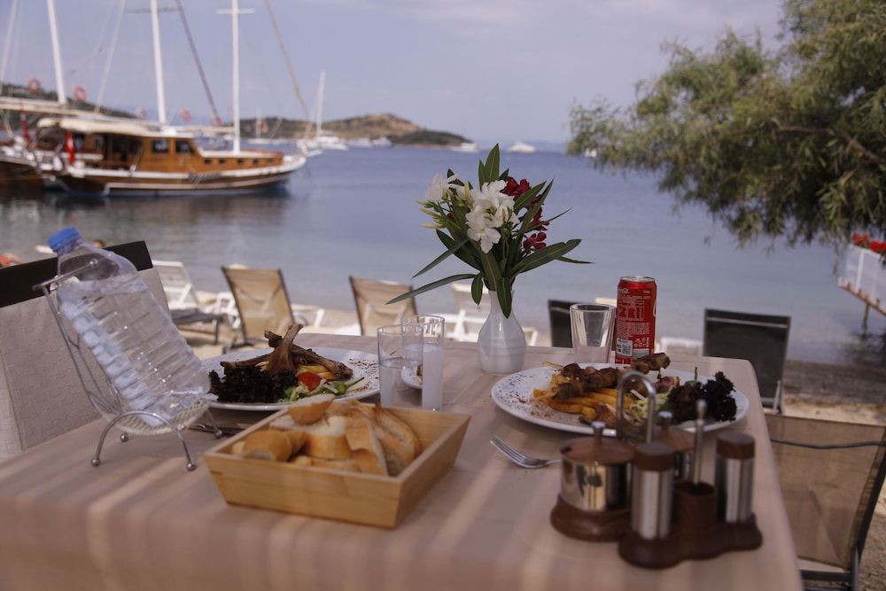 undefined Melisko Beach Hotel 8