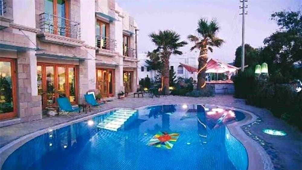 undefined Maira Beach 7