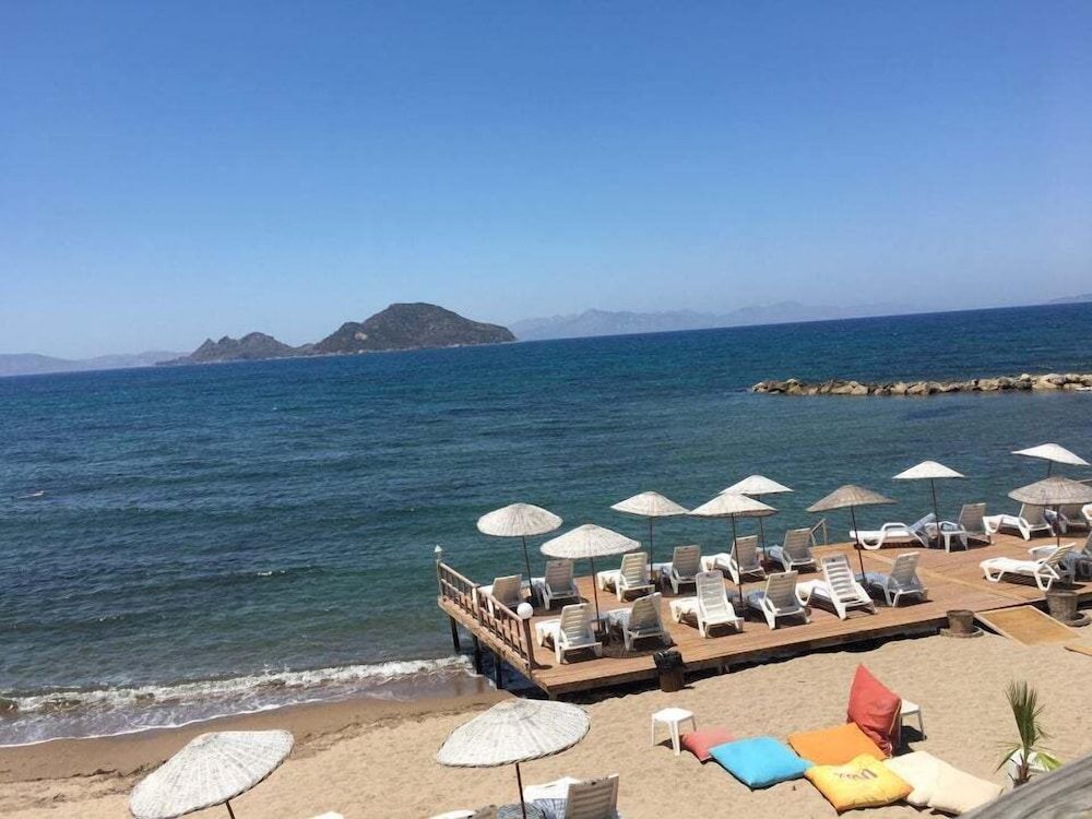 undefined Maira Beach 10