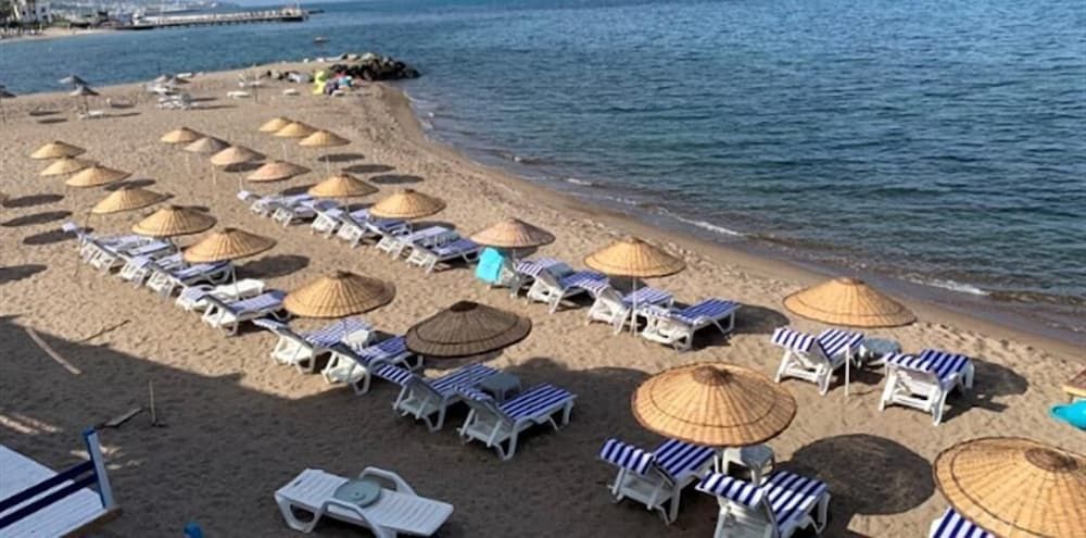 undefined Maira Beach 4