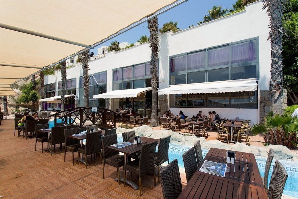 undefined Palmet Middle Town Beach Hotel 6