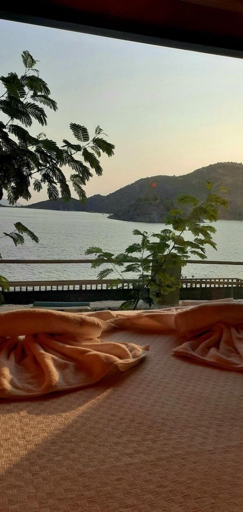 undefined Bungalow With Pier Terrace View in Bozburun 6