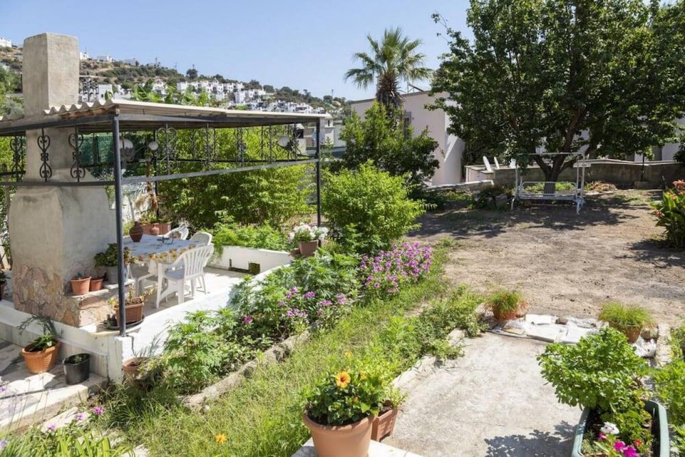 undefined Cozy House With Garden in Bodrum 2