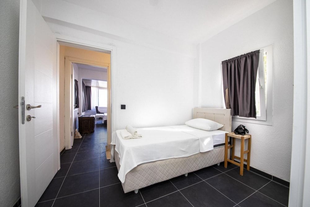 undefined Villa 200 m to Beach With Backyard in Bodrum 10