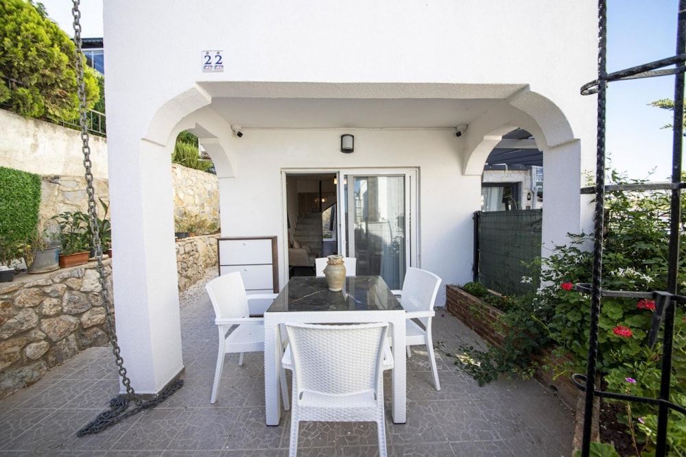 undefined Villa 200 m to Beach With Backyard in Bodrum 7