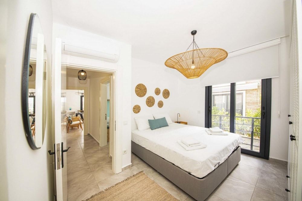 undefined House With Balcony 1 Min to Beach in Bodrum 4