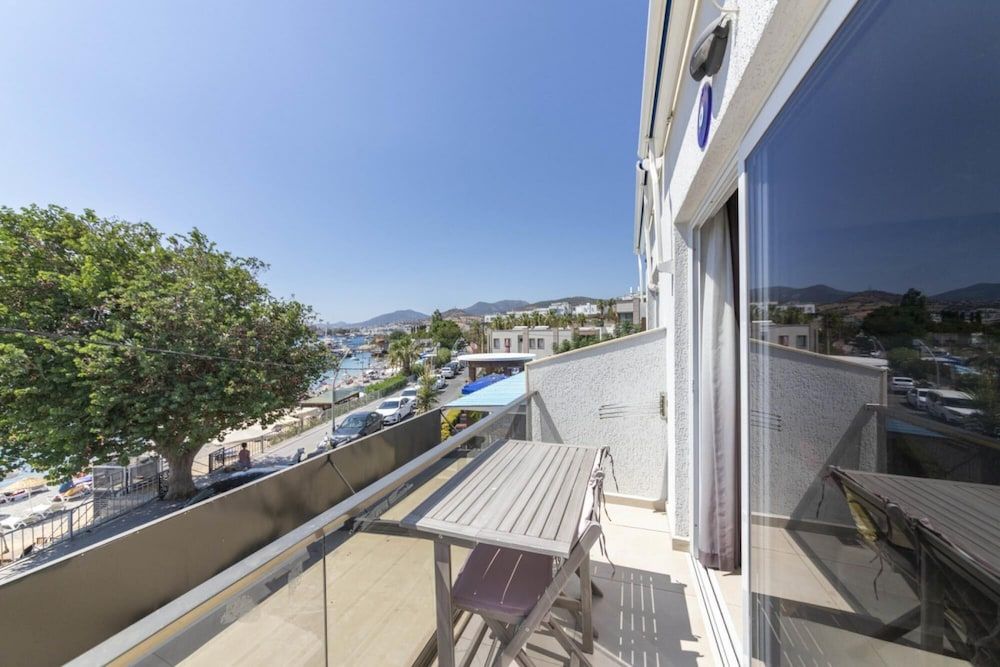 Seafront Flat With Excellent Sea View in Bodrum Apartment 18