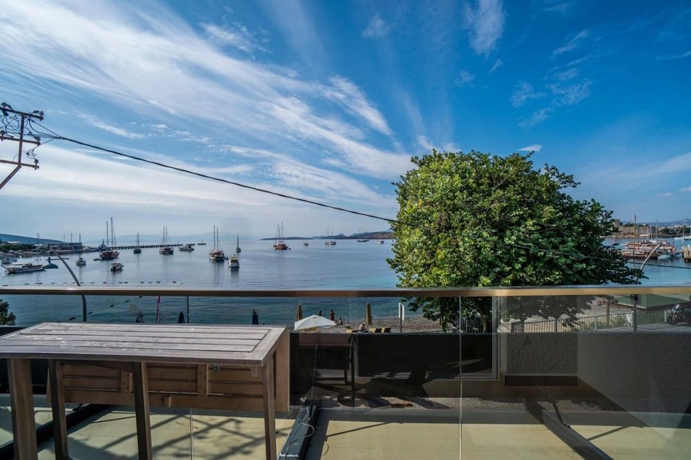 undefined Seafront Flat With Fascinating Sea View in Bodrum
