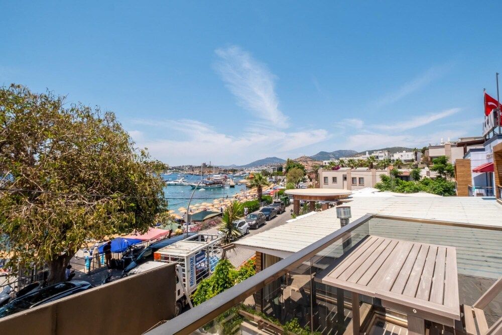 Seafront Flat With Breathtaking Sea View in Bodrum Apartment 20