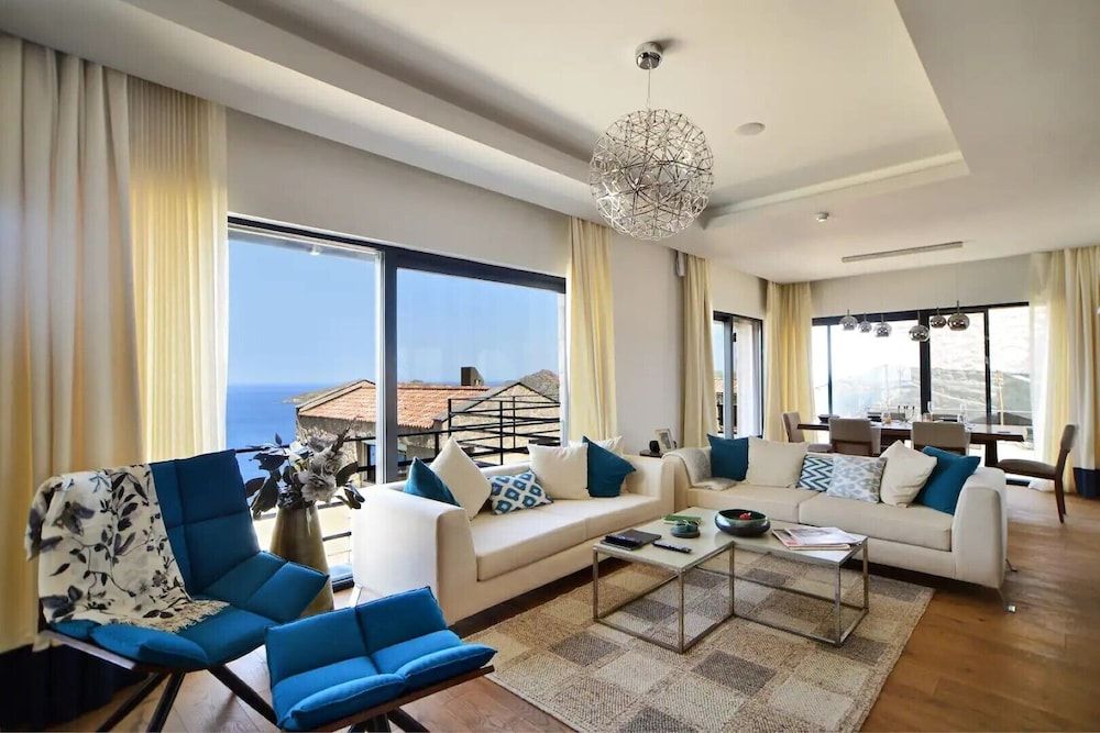 undefined 6 Bedroom Luxury Villa Located in Yalikavak With Marvelous Sea View Tranquilit 10