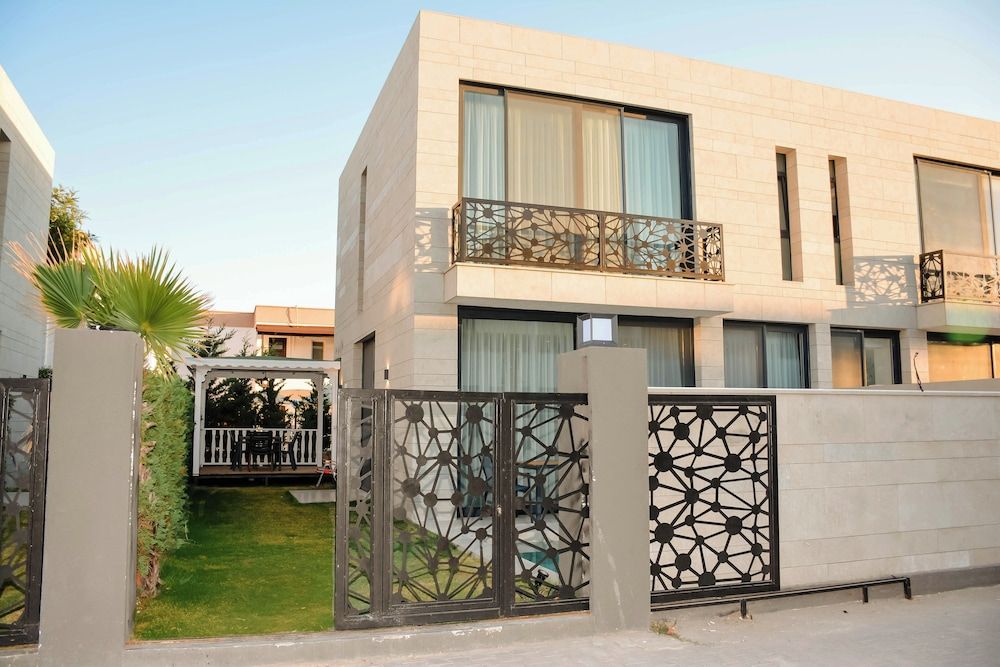 undefined Blue Point Hotel 5