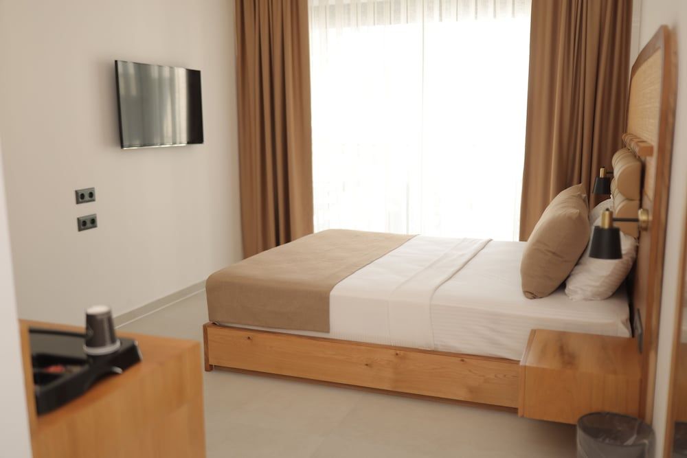 Blue Point Hotel Deluxe Double or Twin Room