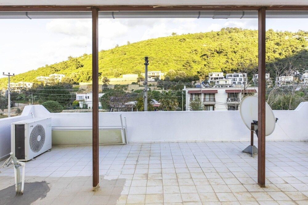 undefined Separate Villa With Garden and Terrace in Bodrum 8