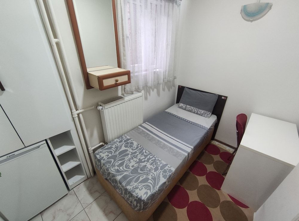 HOSTELIDA