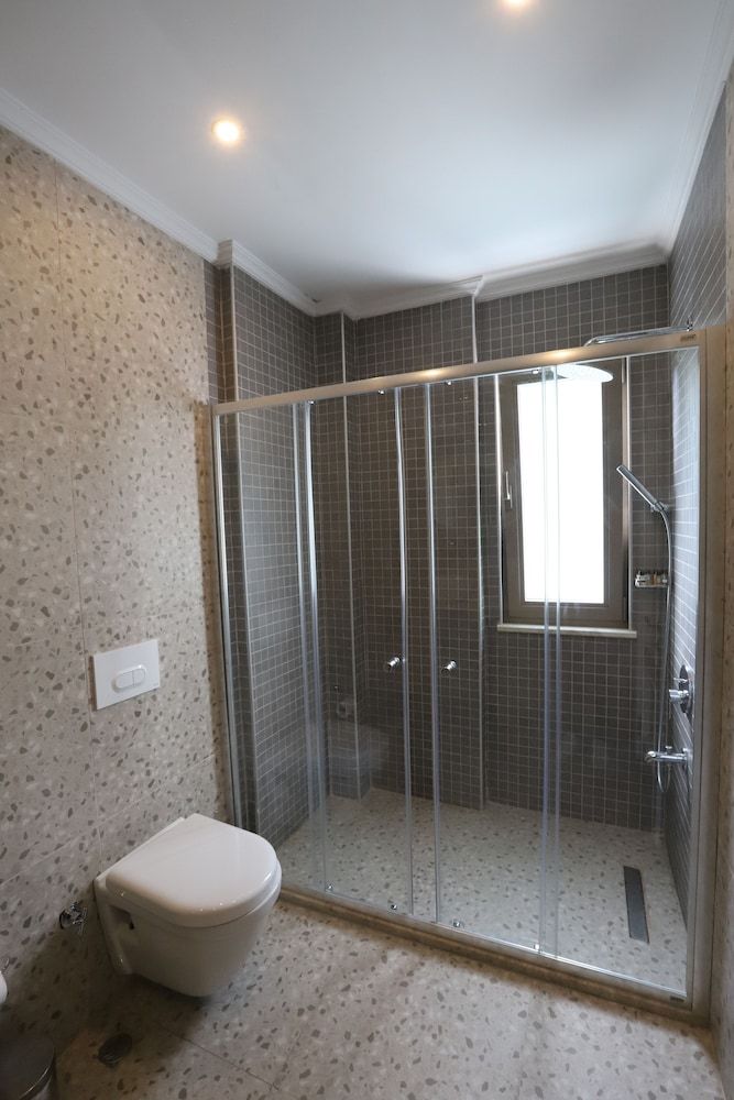 Dolphin Park Hotel Deluxe Double or Twin Room 30