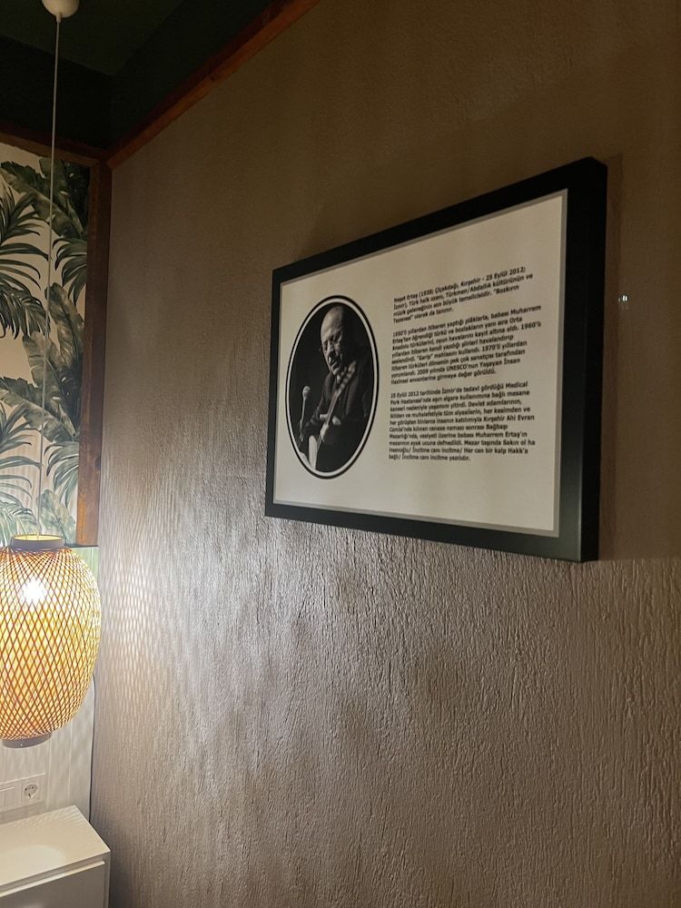 Dolphin Park Hotel Deluxe Double or Twin Room 20