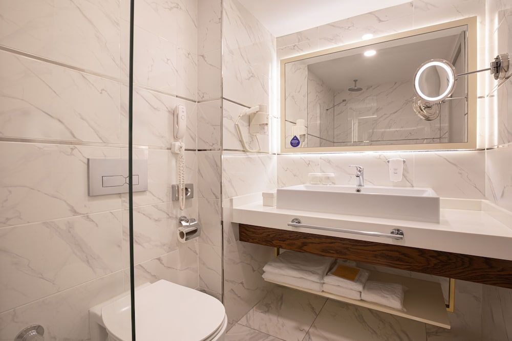 Smart by Dedeman Eskisehir Superior King City View Room 10